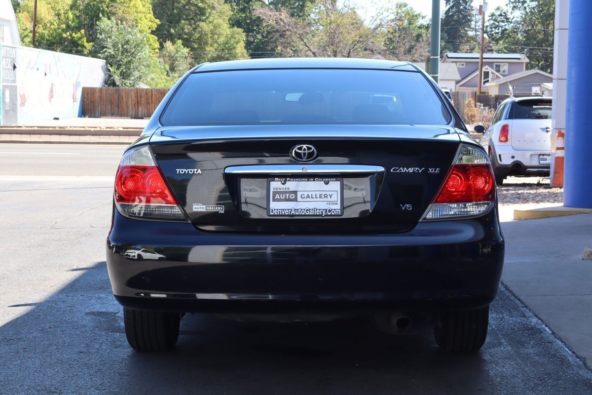 2005 Toyota Camry XLE V6