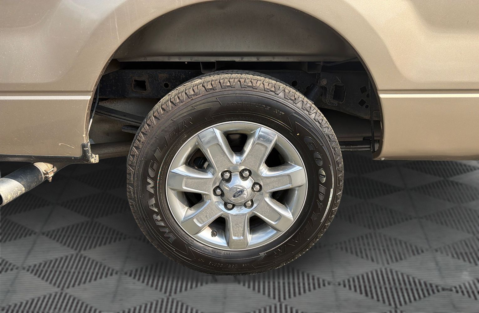 2014 Ford F-150 XLT - Photo 32