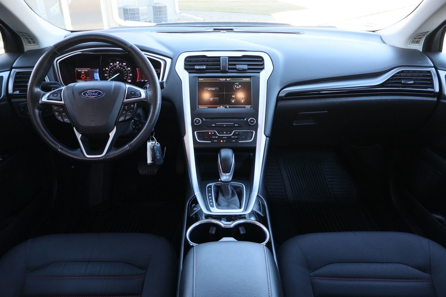2016 Ford Fusion SE | Victory Motors of Colorado