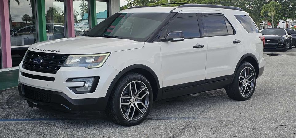 Featured Vehicle Image