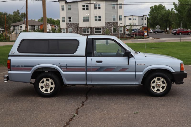 1989 Mazda B-Series Pickup Photos