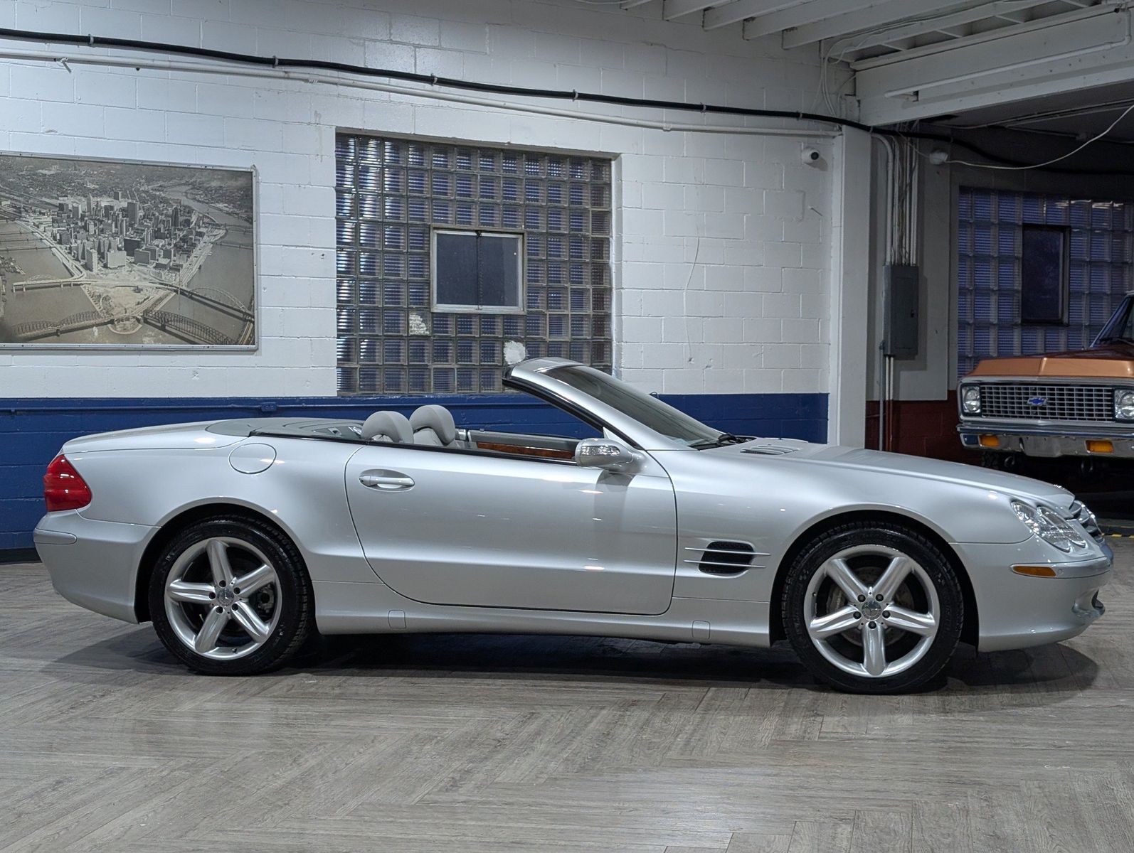 2004 Mercedes-Benz SL 500 16