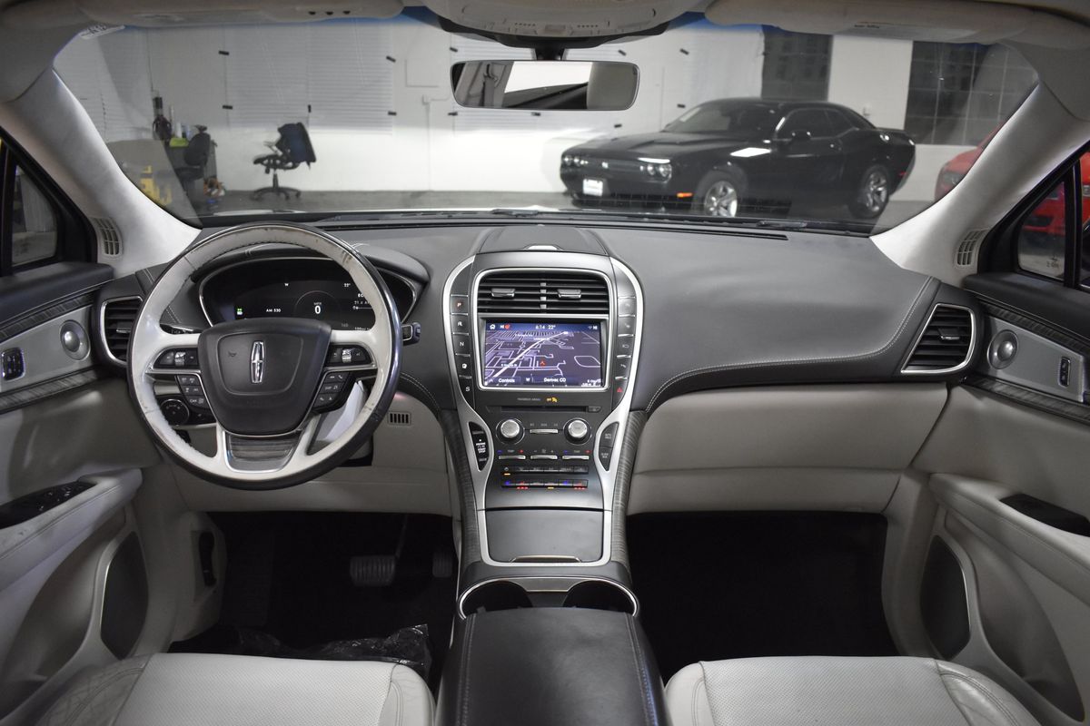 2019 Lincoln Nautilus Black Label