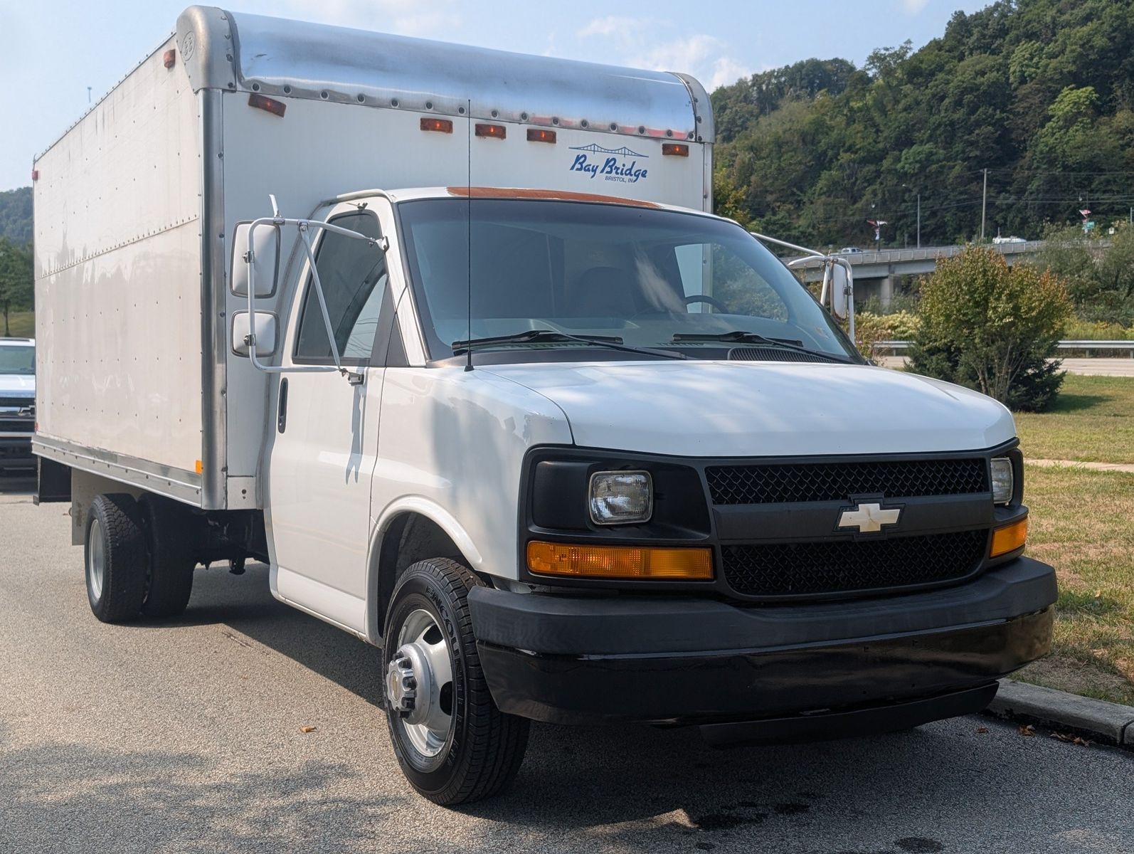 2004 Chevrolet Express Cutaway 1