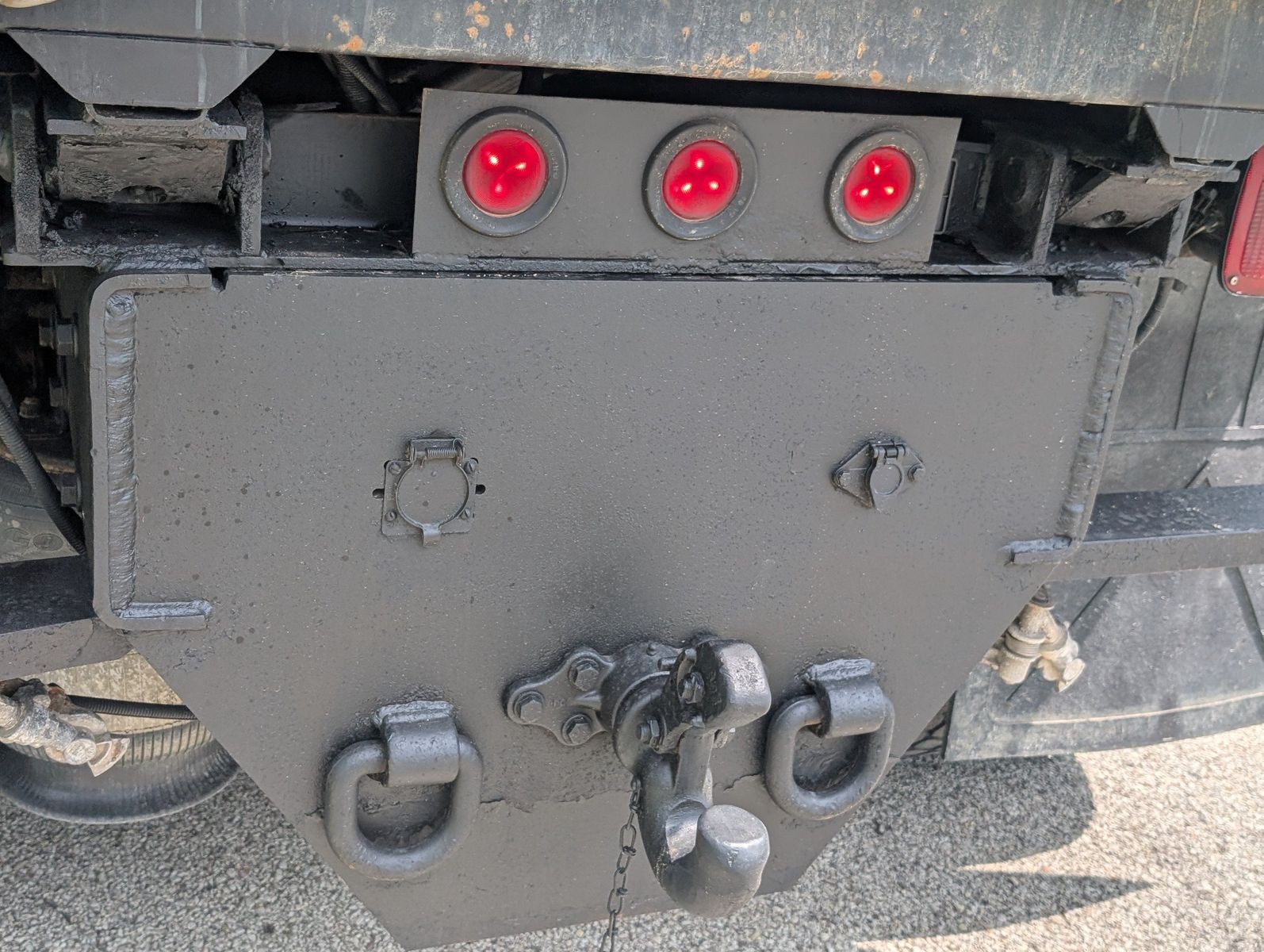 2015 Ford F-750 107