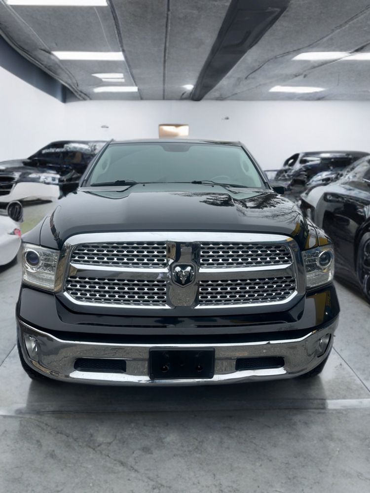 2013 RAM Ram 1500 Pickup Laramie