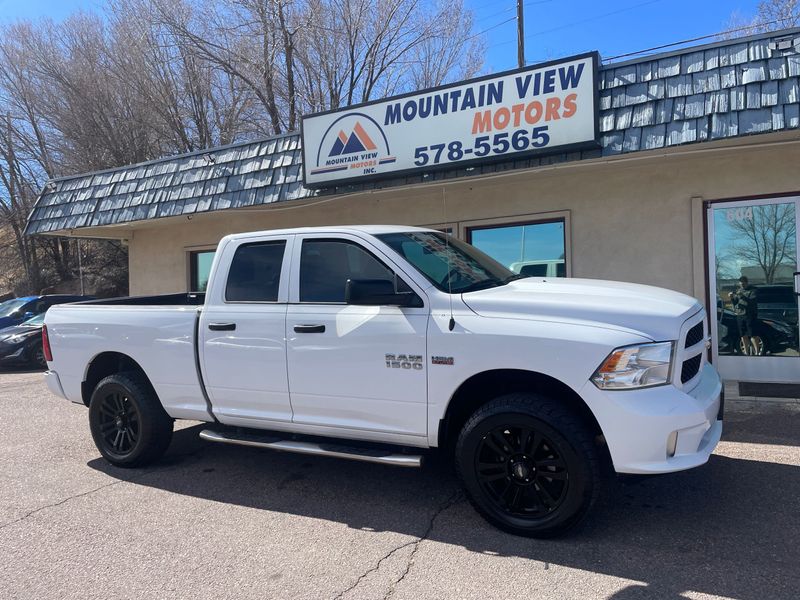 2014 RAM 1500 Express Quad Cab 4WD