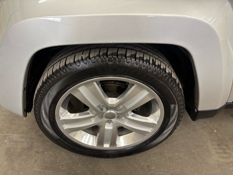 2012 Jeep Liberty Limited Jet Edition - Photo 24