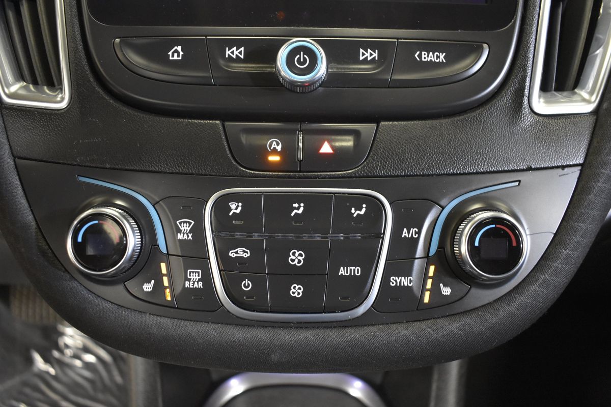 2020 Chevrolet Malibu FWD LT