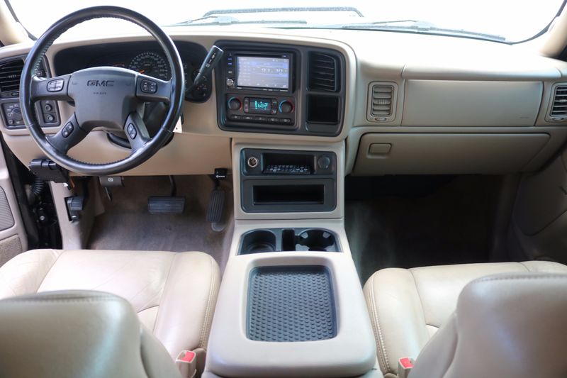 2005 GMC Sierra 3500 Photos