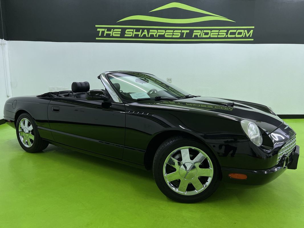 2002 Ford Thunderbird Deluxe RWD