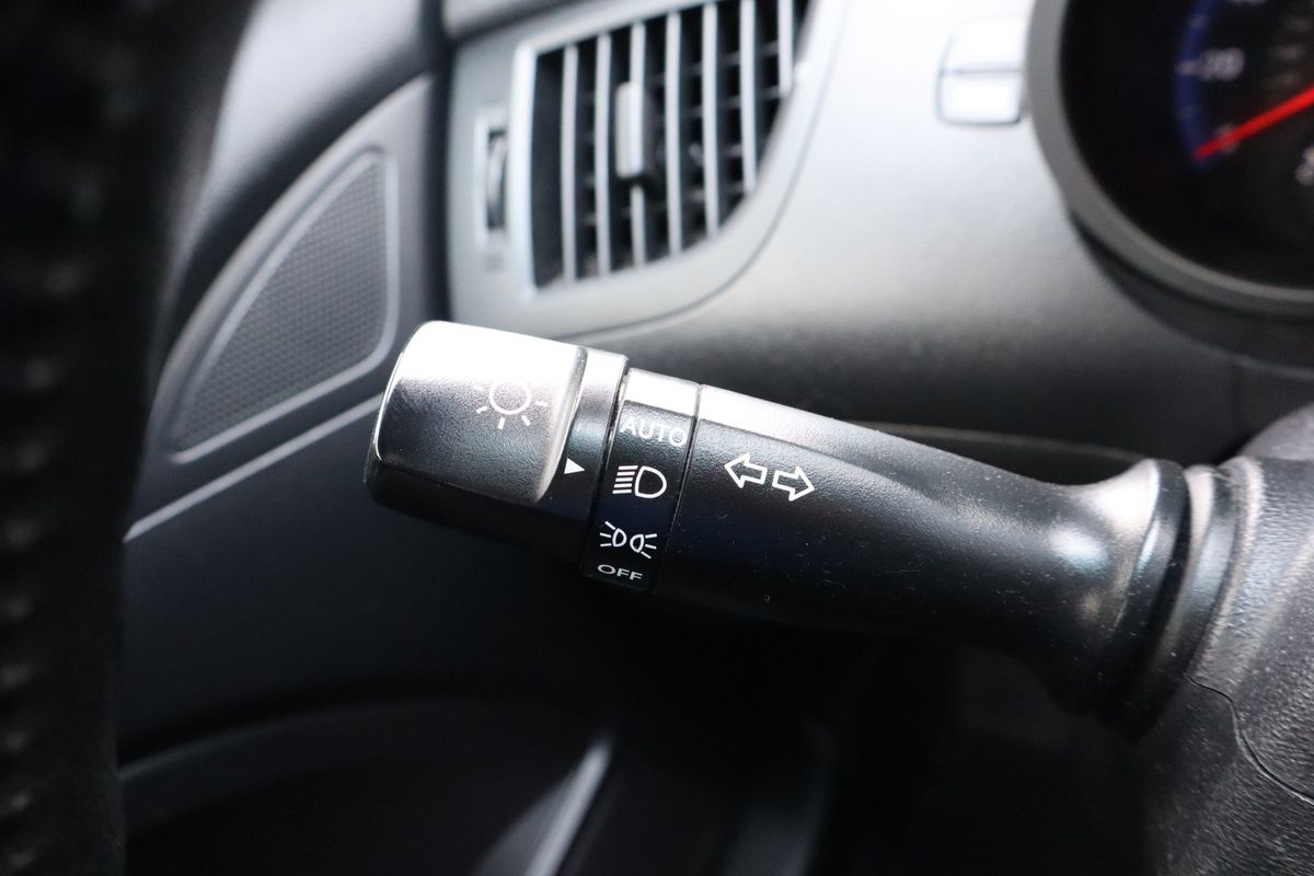 2010 Hyundai Genesis Coupe 2.0T Premium