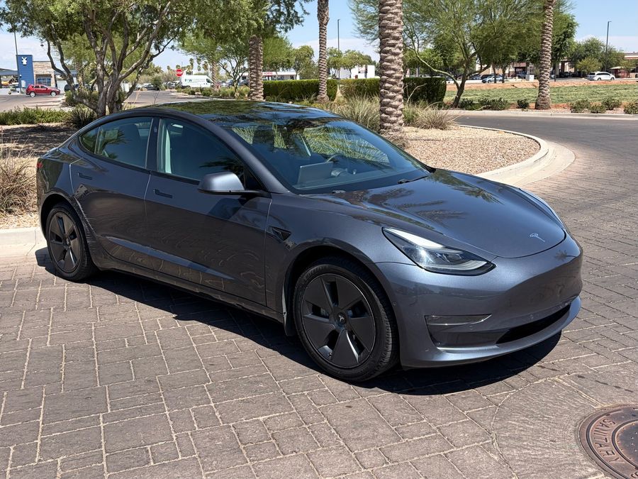 2021 Tesla Model 3 Standard Range Plus Rear-Wheel Drive