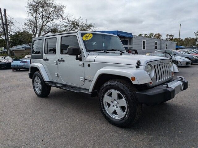 2011 Jeep Wrangler Unlimited Sahara photo 8