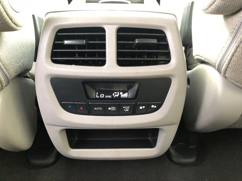 2018 Honda Pilot EX photo 23
