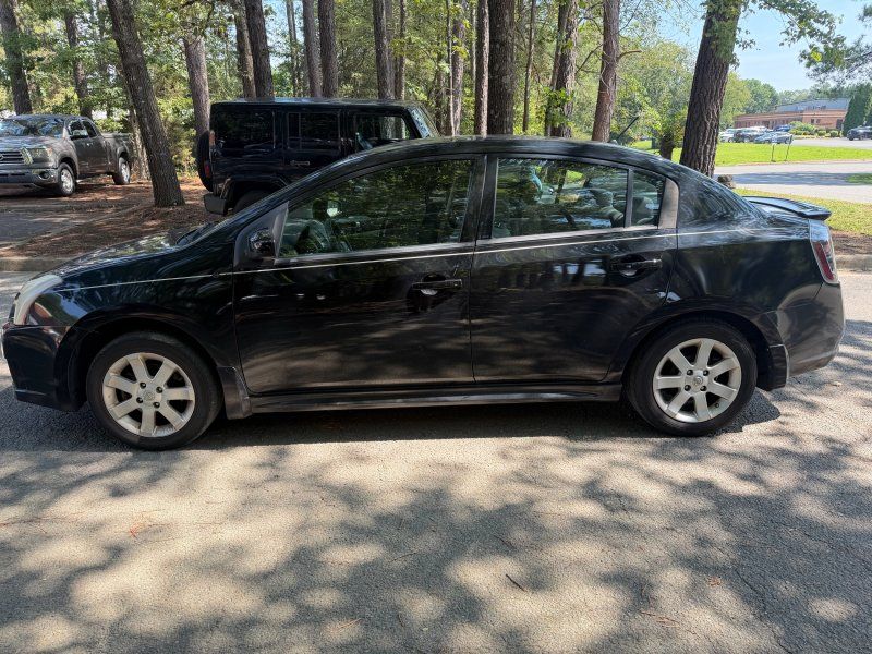 2011 Nissan Sentra 2.0SR