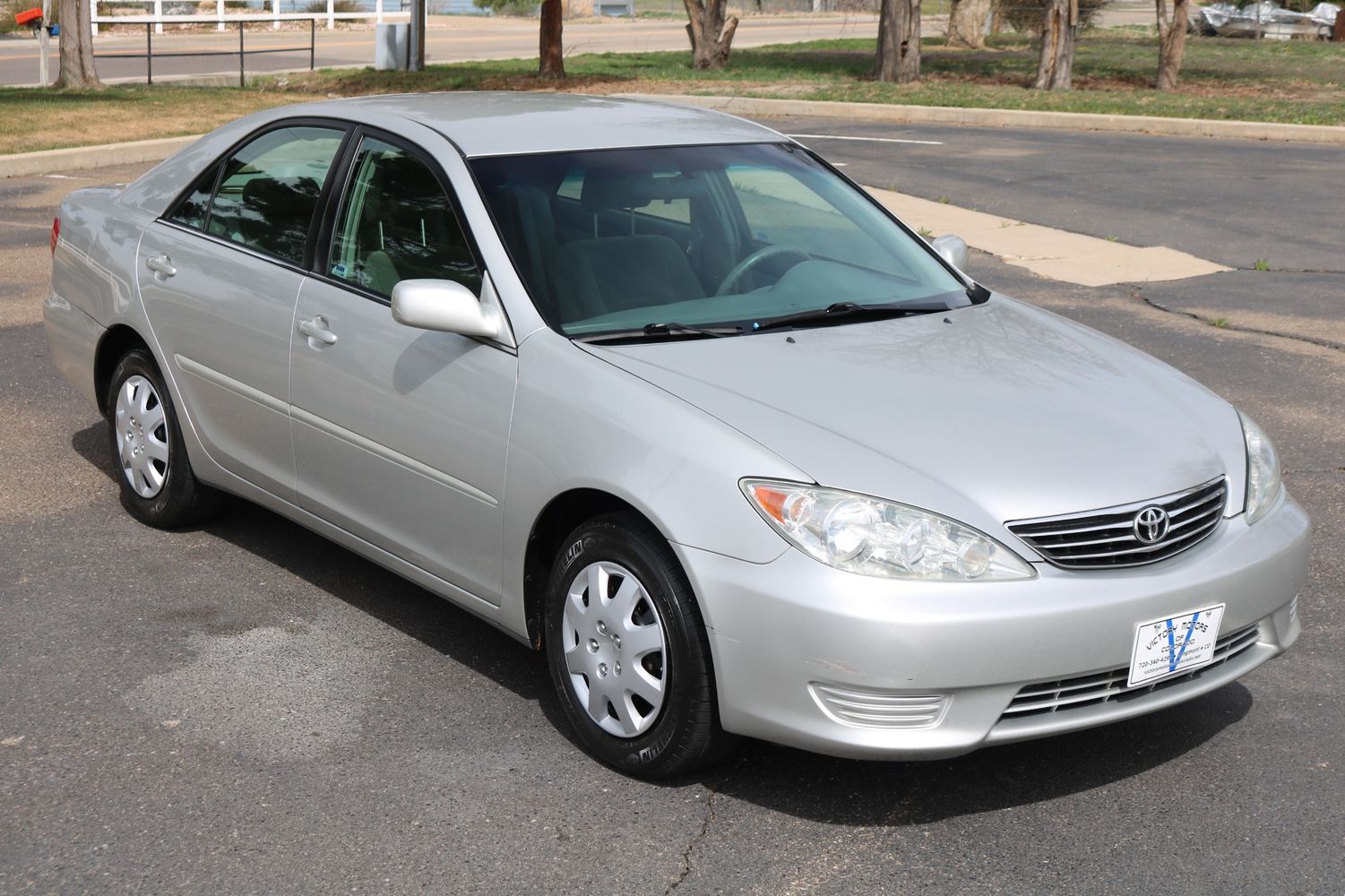 2005 Toyota Camry LE | Victory Motors of Colorado