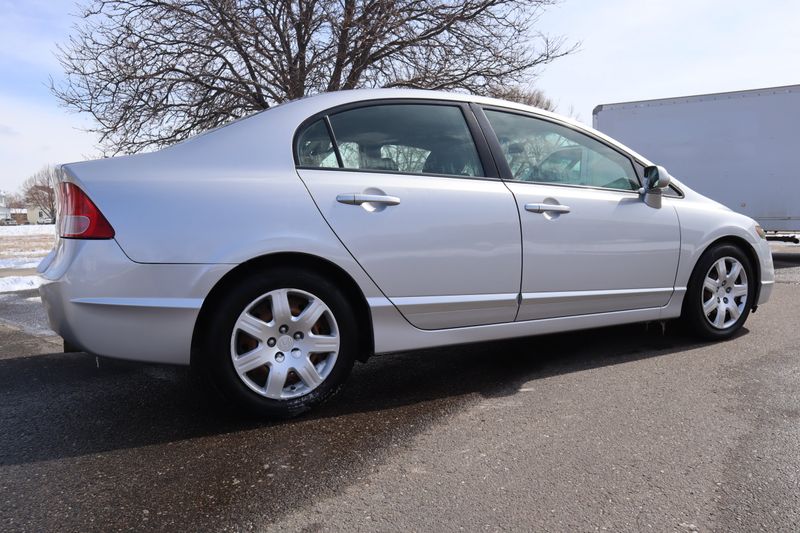2007 Honda Civic LX | Victory Motors of Colorado