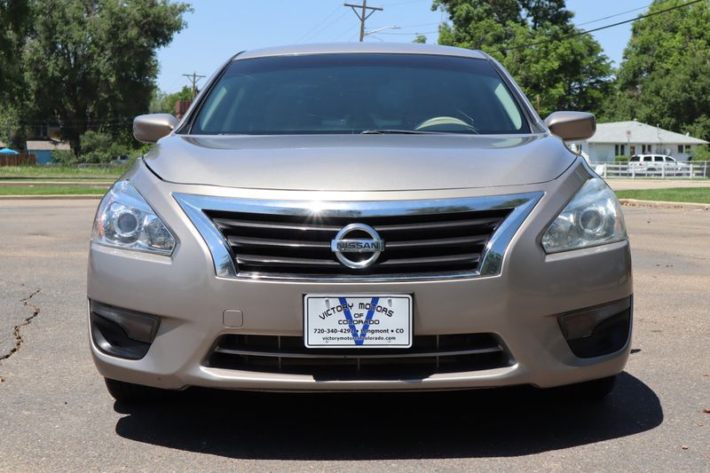 2014 Nissan Altima 2.5 SV | Victory Motors of Colorado