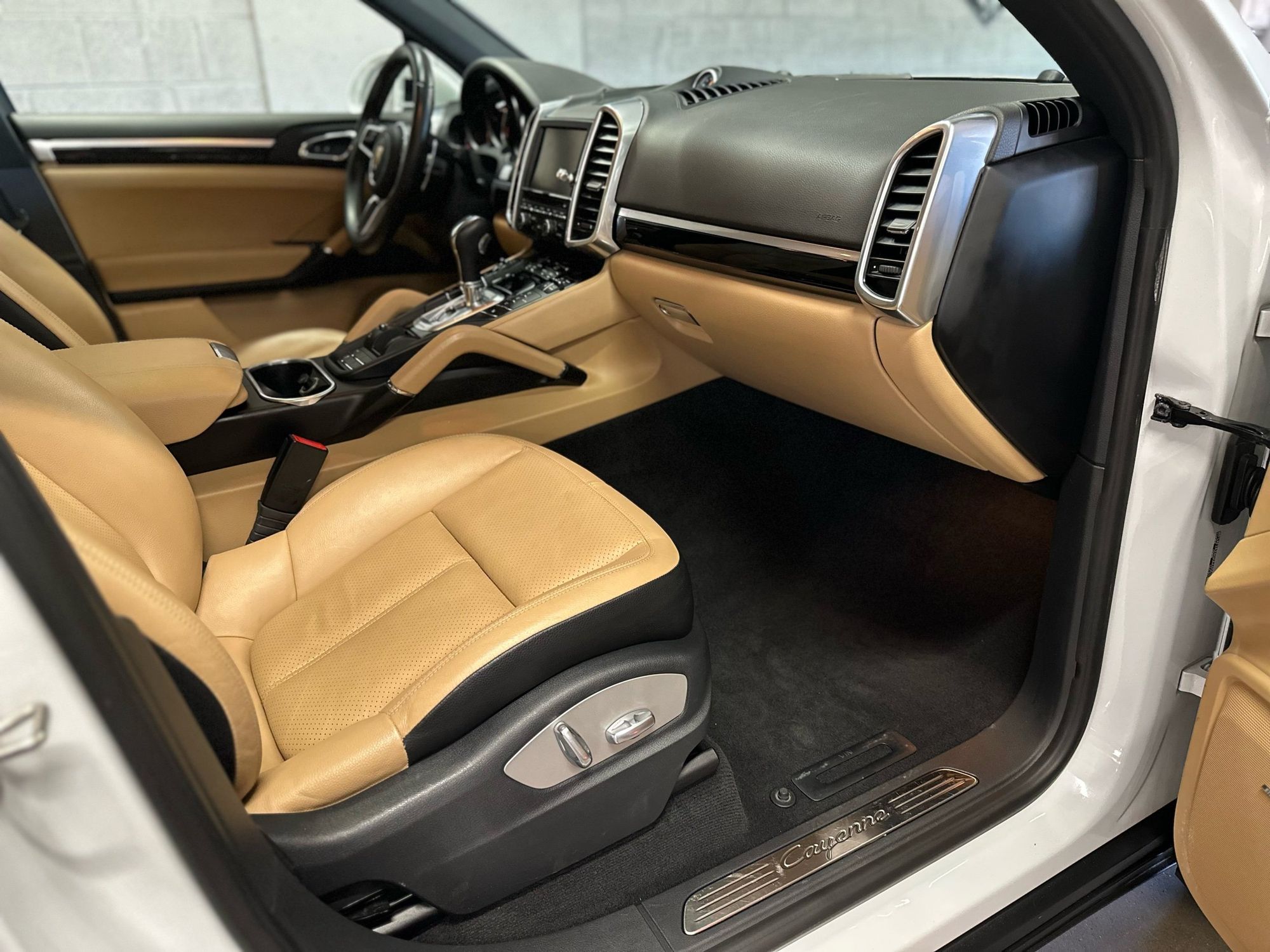 2016 Porsche Cayenne Diesel photo 20