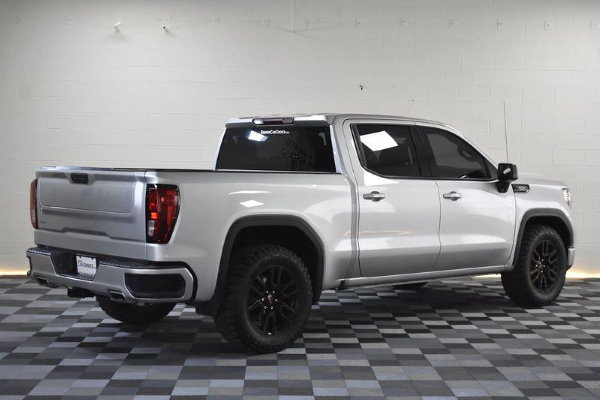 2021 GMC Sierra 1500 4WD Crew Cab Short Box Elevation