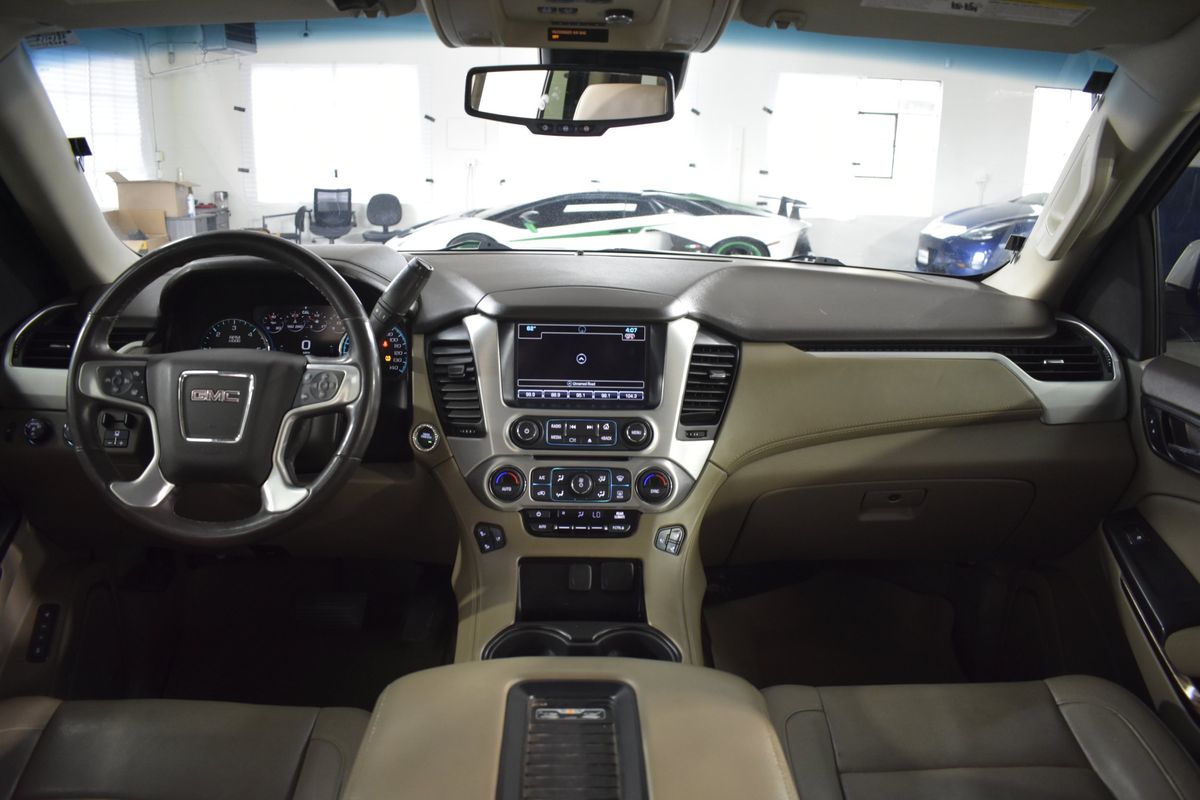2017 GMC Yukon SLT