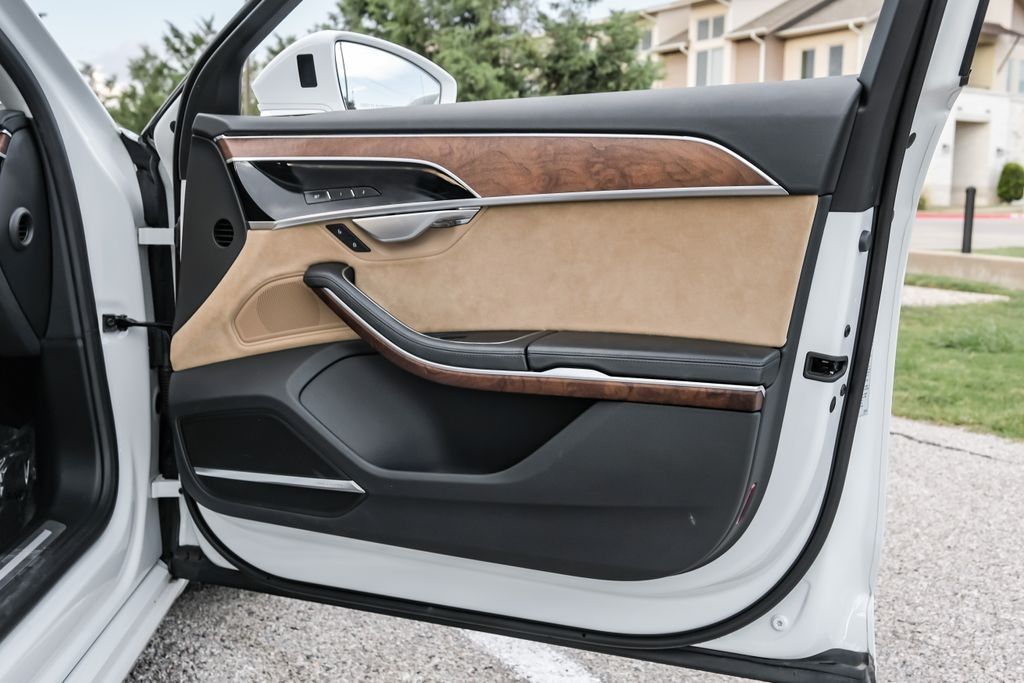 2019 Audi A8 L 55 photo 46