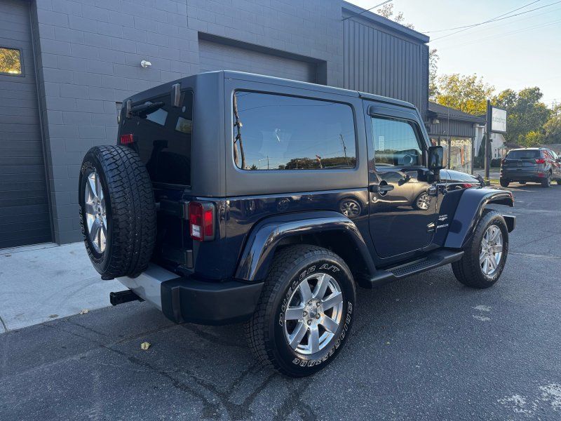 2013 Jeep Wrangler Sahara photo 3