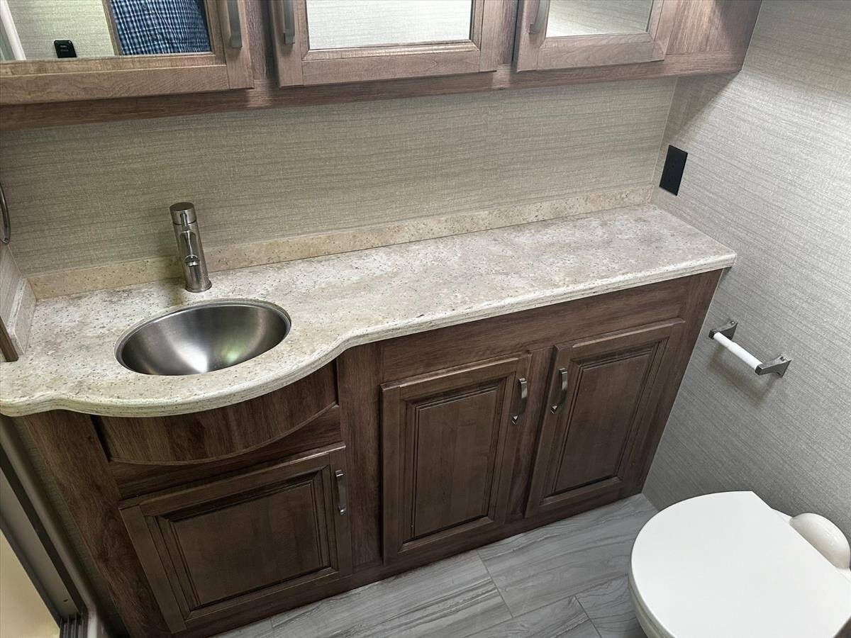 2019 Jayco Embark 76