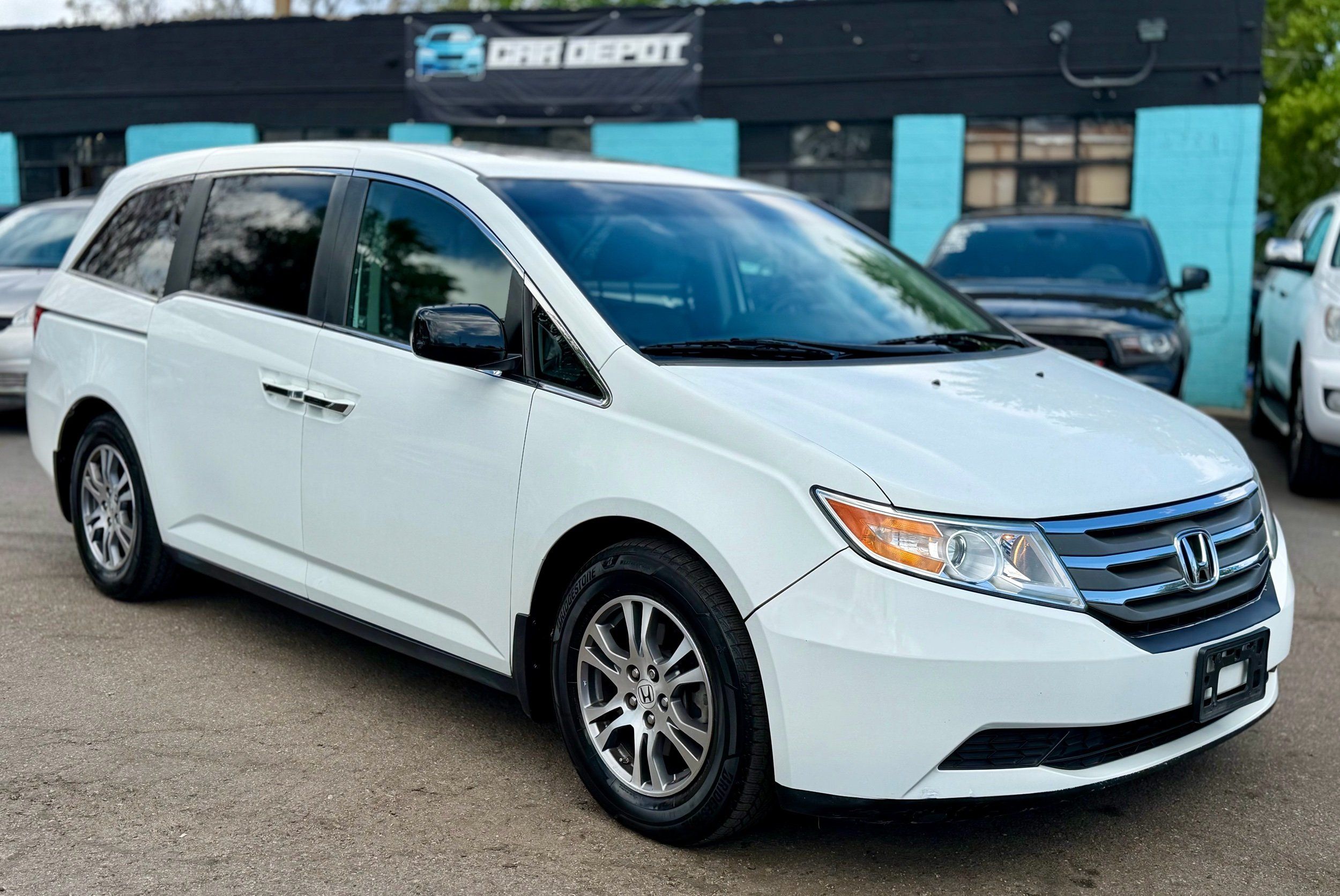 2012 Honda Odyssey EX-L w/DVD Rear Entertainment System's photo