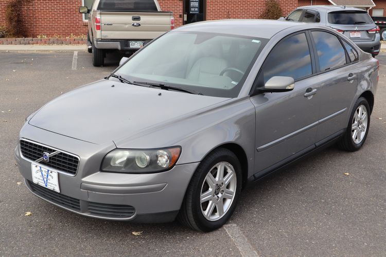 2006 Volvo S40 2.4i | Victory Motors of Colorado