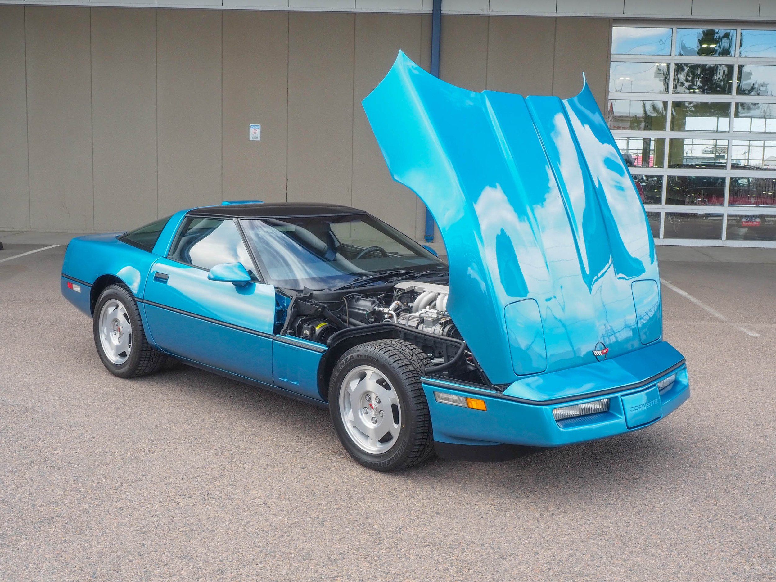 1988 Chevrolet Corvette Blue Coupe