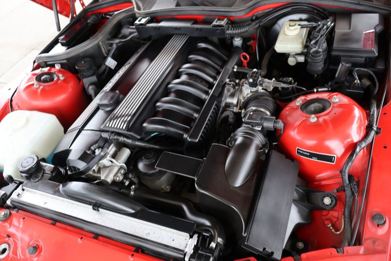 R2PZI1POXGQASC.jpg?h=500