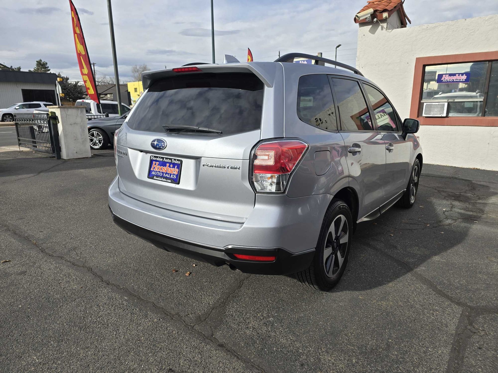 2018 Subaru Forester Premium photo 23