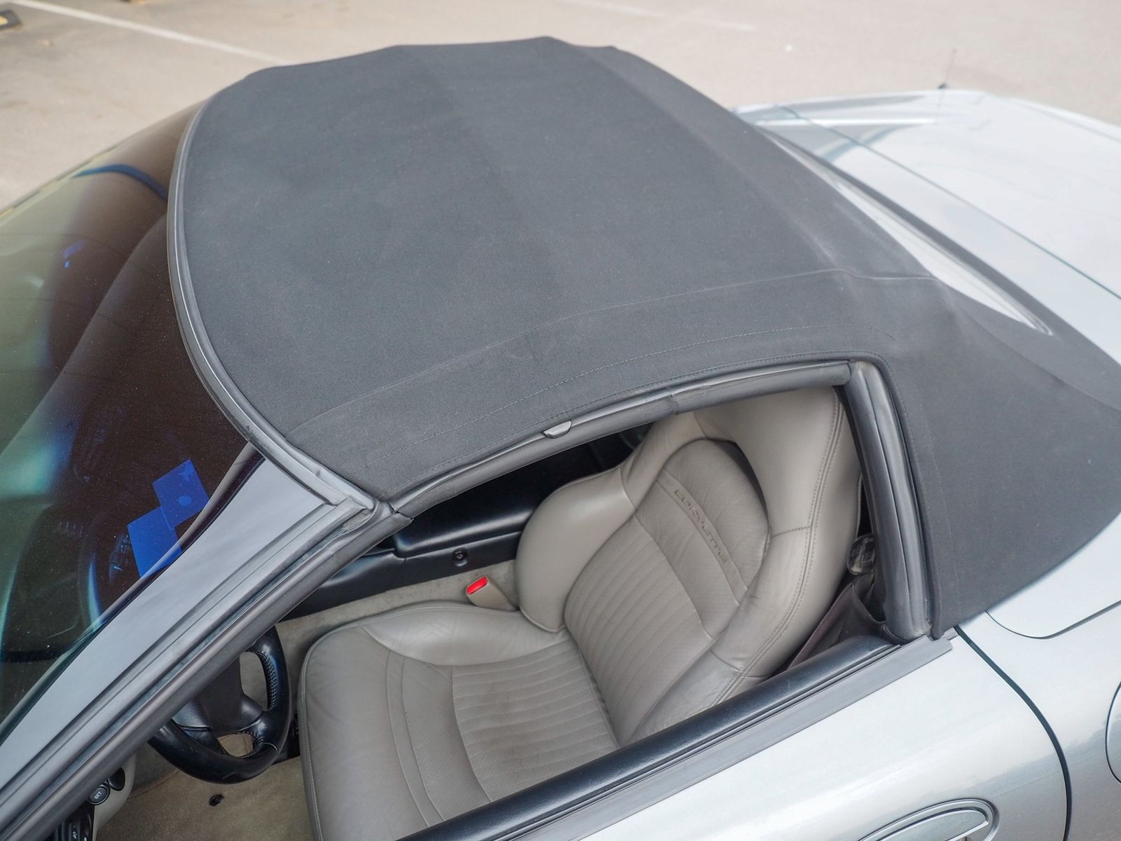 2003 Chevrolet Corvette 31