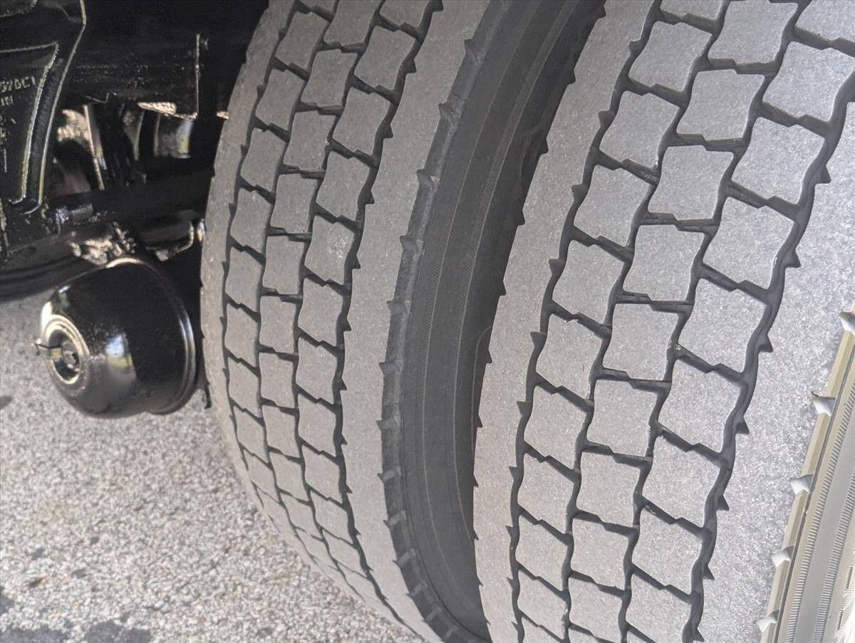 2018 International DuraStar 4300 87