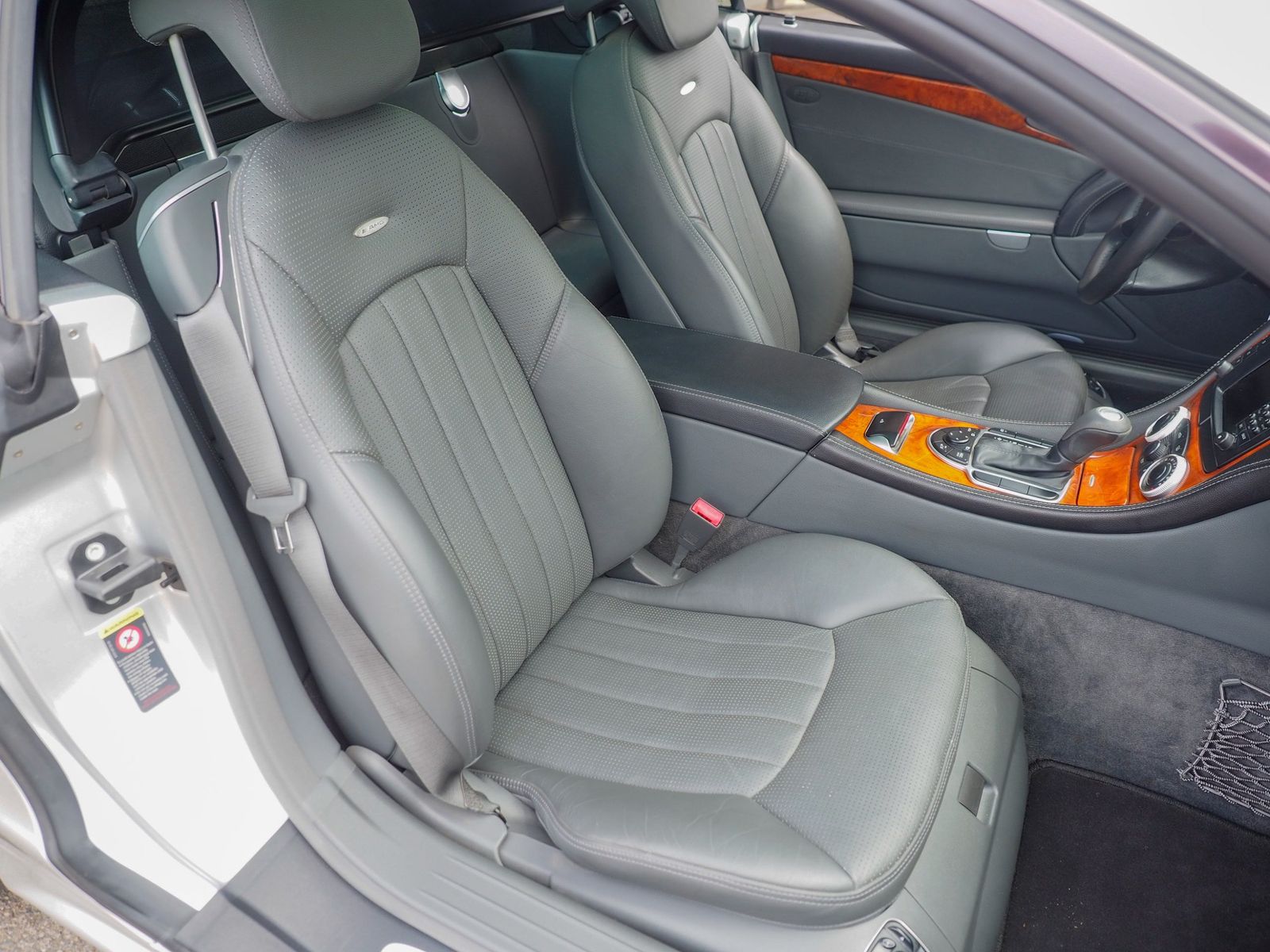 2004 Mercedes-Benz SL-Class 50