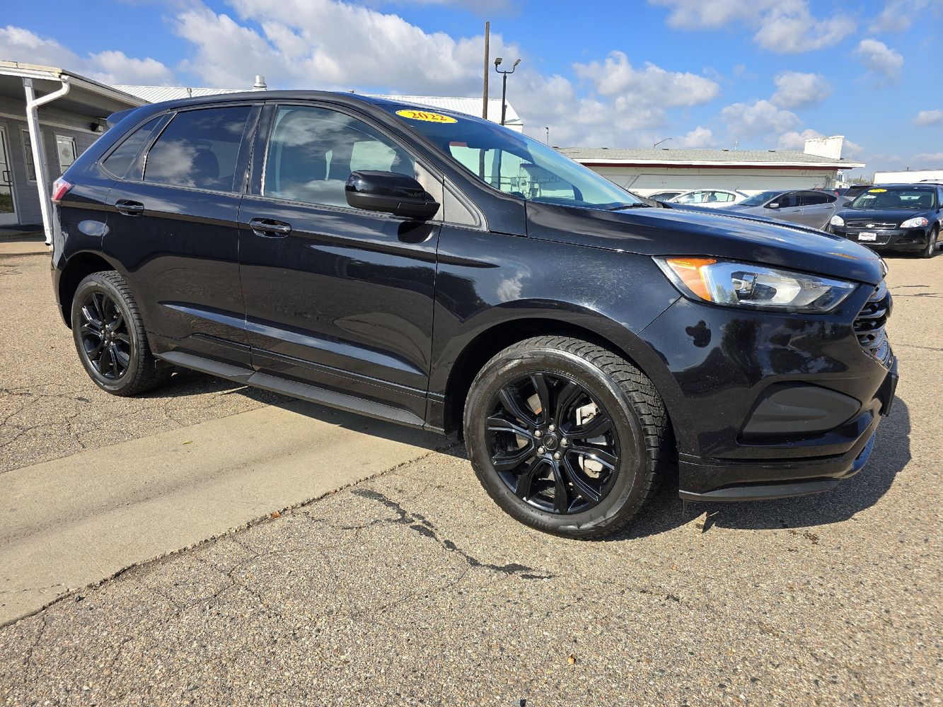 2022 Ford Edge SE photo 2