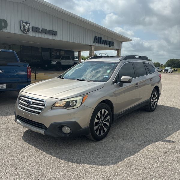 2015 Subaru Outback 3.6R Limited AT's photo