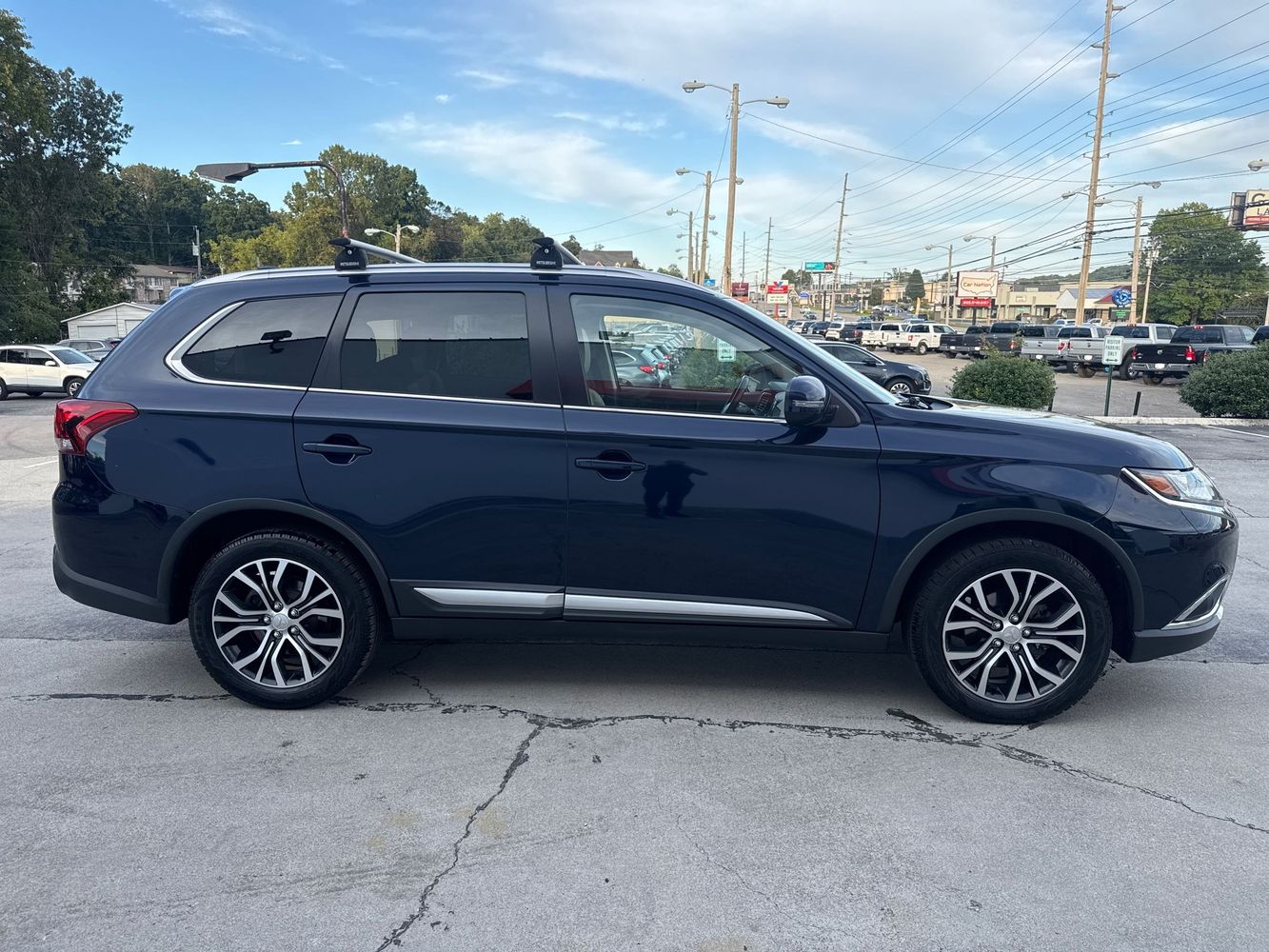 2018 Mitsubishi Outlander SEL photo 4