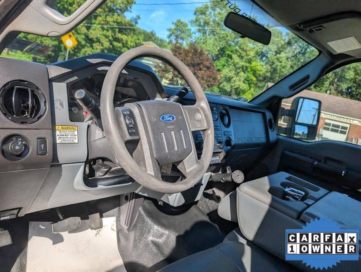 2016 Ford F-550 Super Duty 76