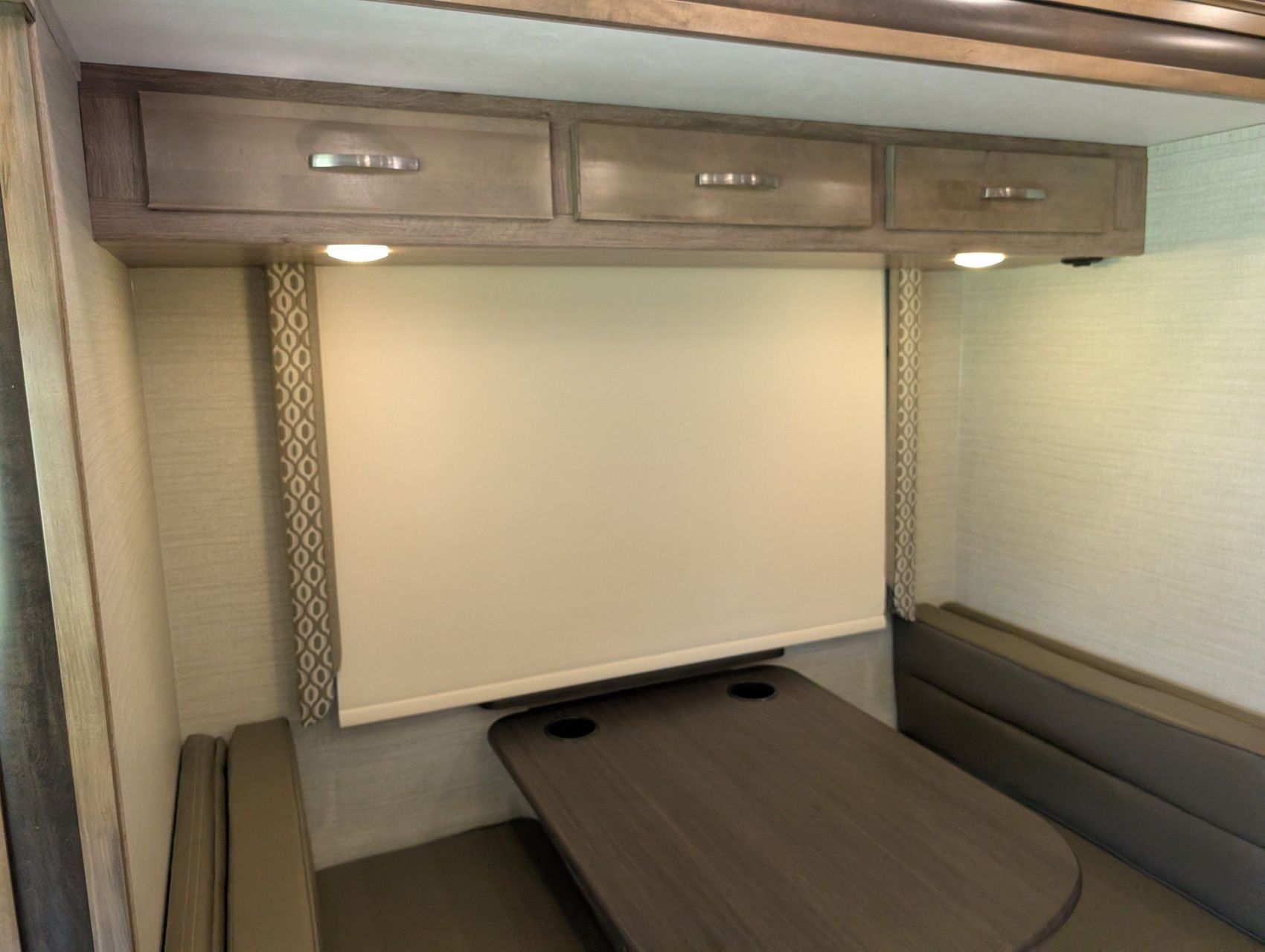 2019 Jayco Embark 161