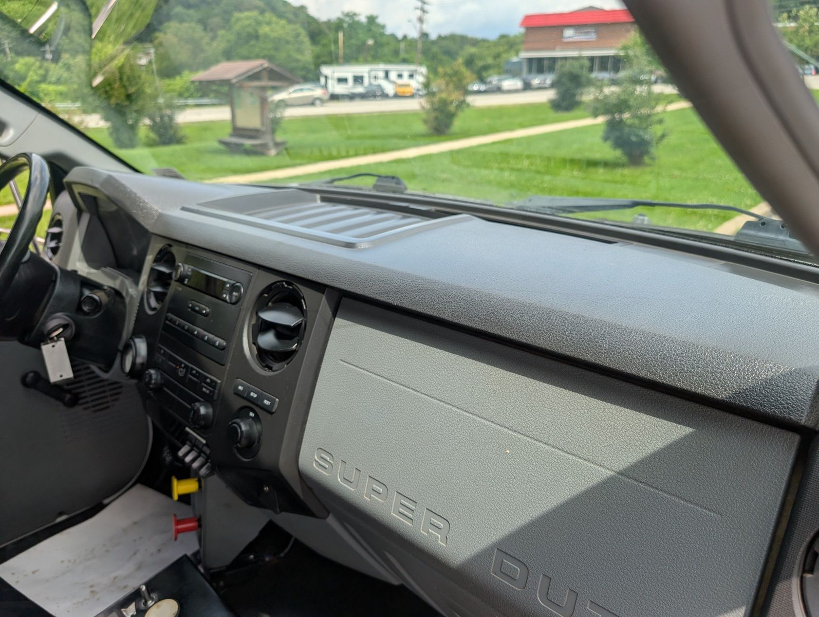2015 Ford F-750 170