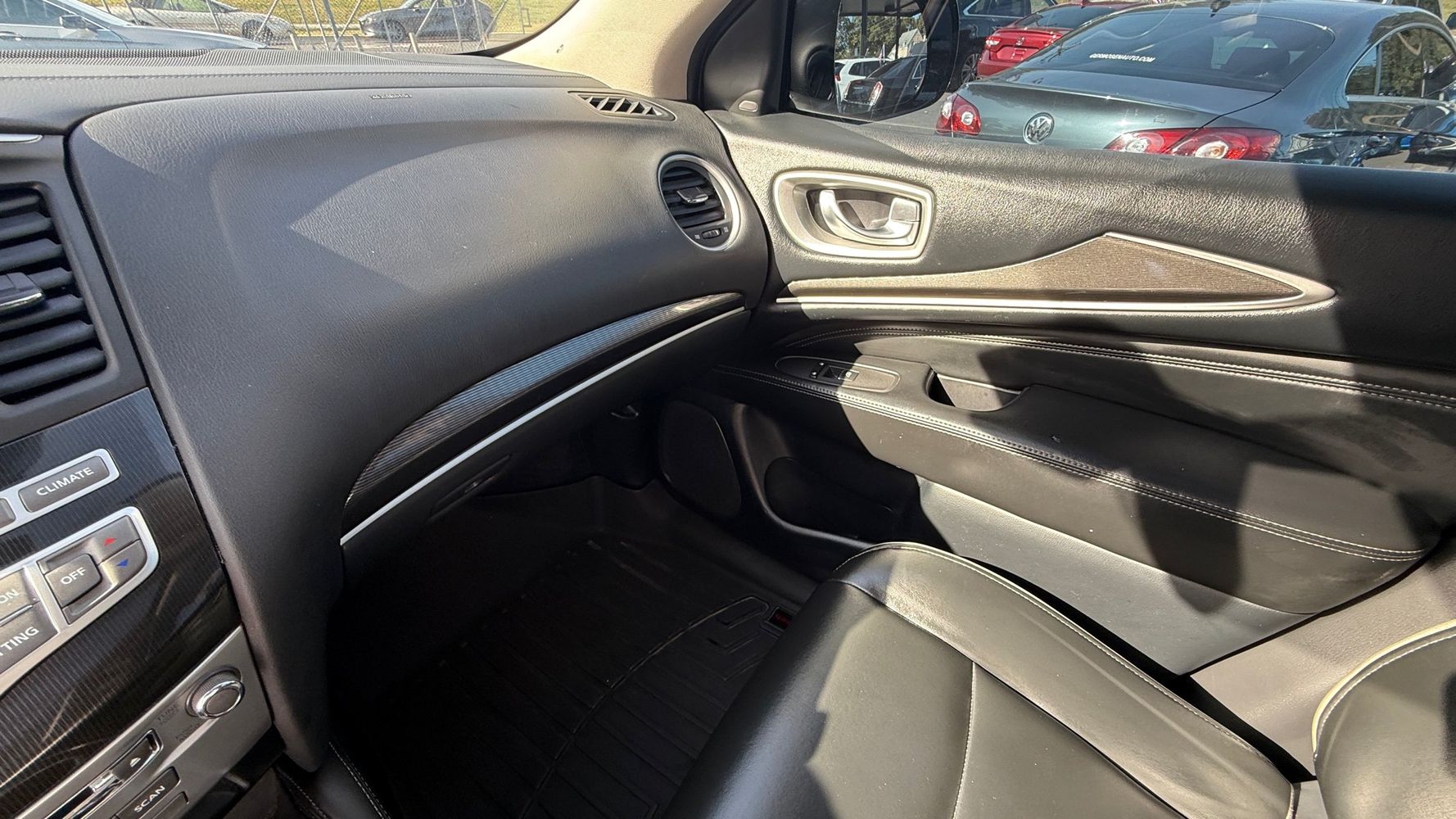 2019 Infiniti QX60 Pure photo 11