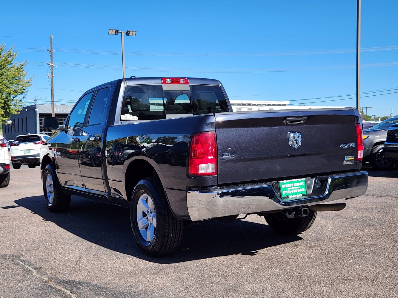 2018 Ram 1500 SLT photo 3