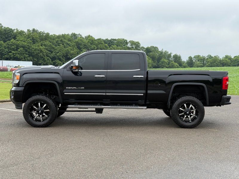 2019 GMC Sierra 3500 Denali HD Denali - Photo 8
