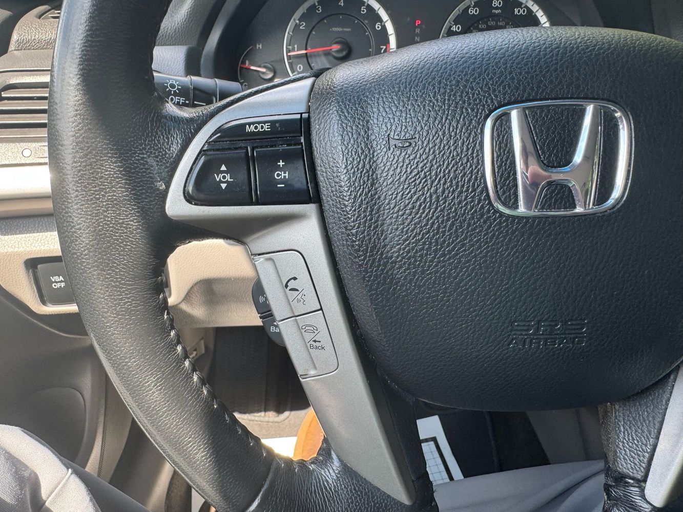 2010 Honda Accord EX-L V6 photo 24