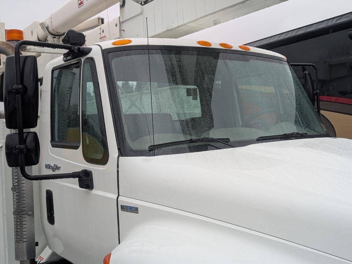 2011 International DuraStar 4300 11