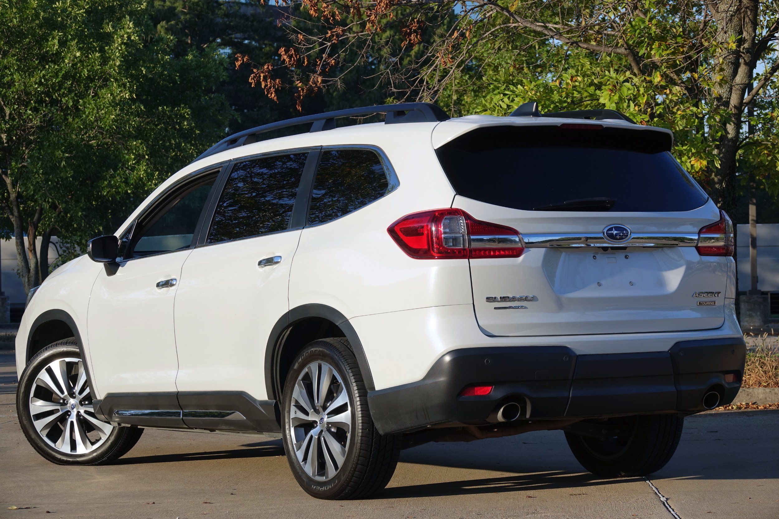 2019 Subaru Ascent Touring photo 4