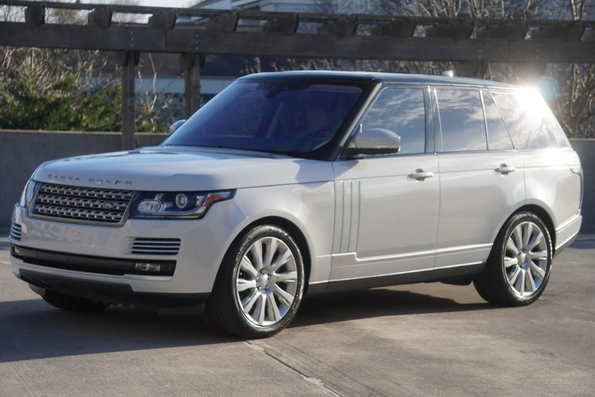 White 2017 Land Rover Range Rover V8 Supercharged 4WD SUV / Crossover All-Wheel Drive 8-Speed Automatic